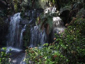 Foto da Cascata do Veraneio Hampel