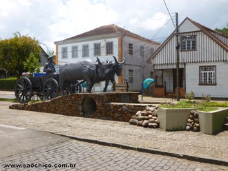 Monumento ao Carreteiro - Janeiro/2013