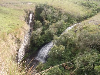 Foto da Cascata da Ronda com + - 100 m. de Altura